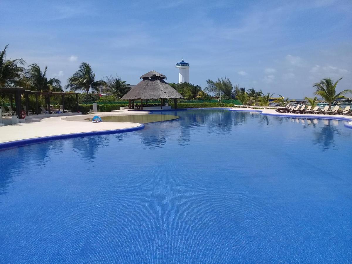 Swim The Caribbean & Work With A View Lägenhet Cancún Exteriör bild